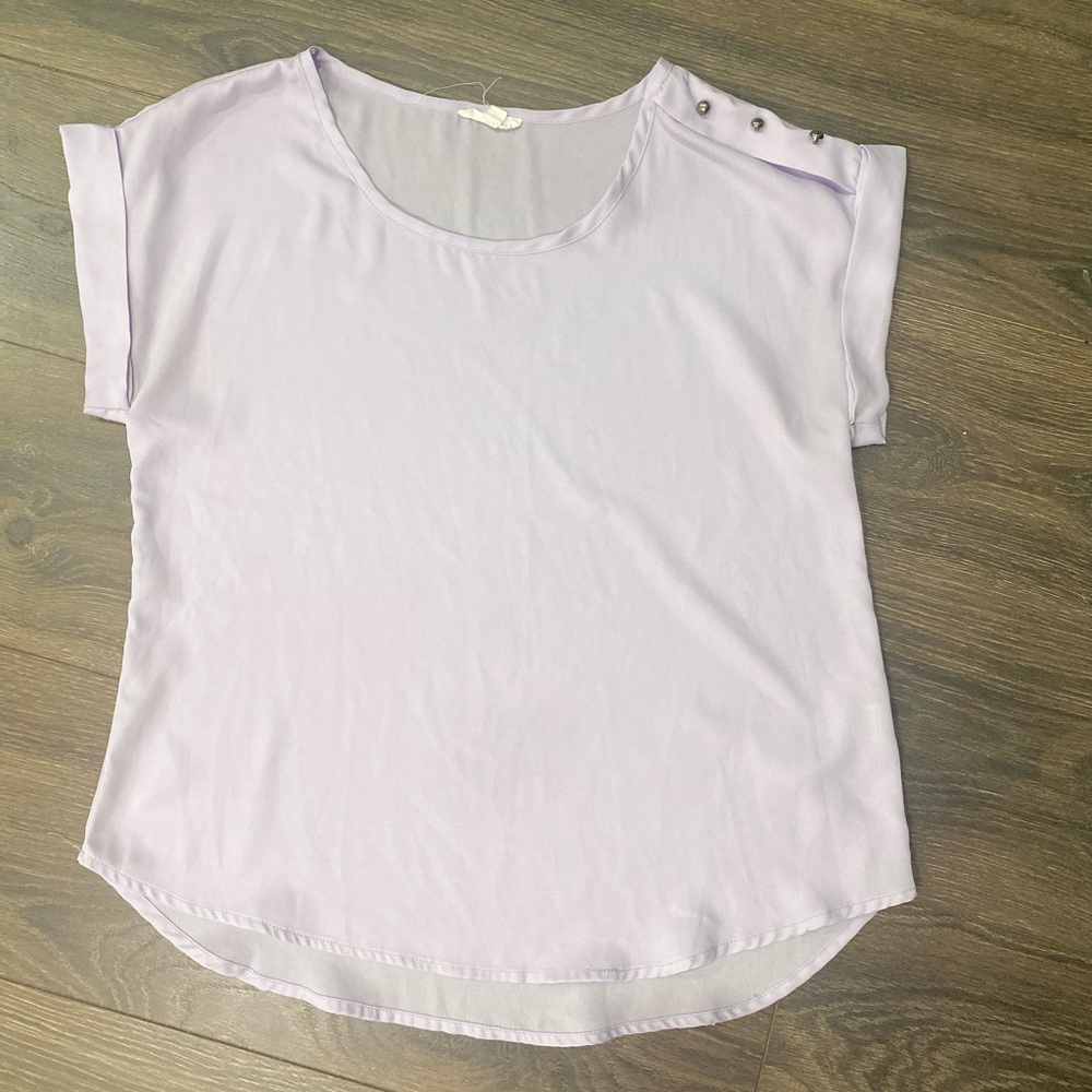 Women’s Blouse Size Medium